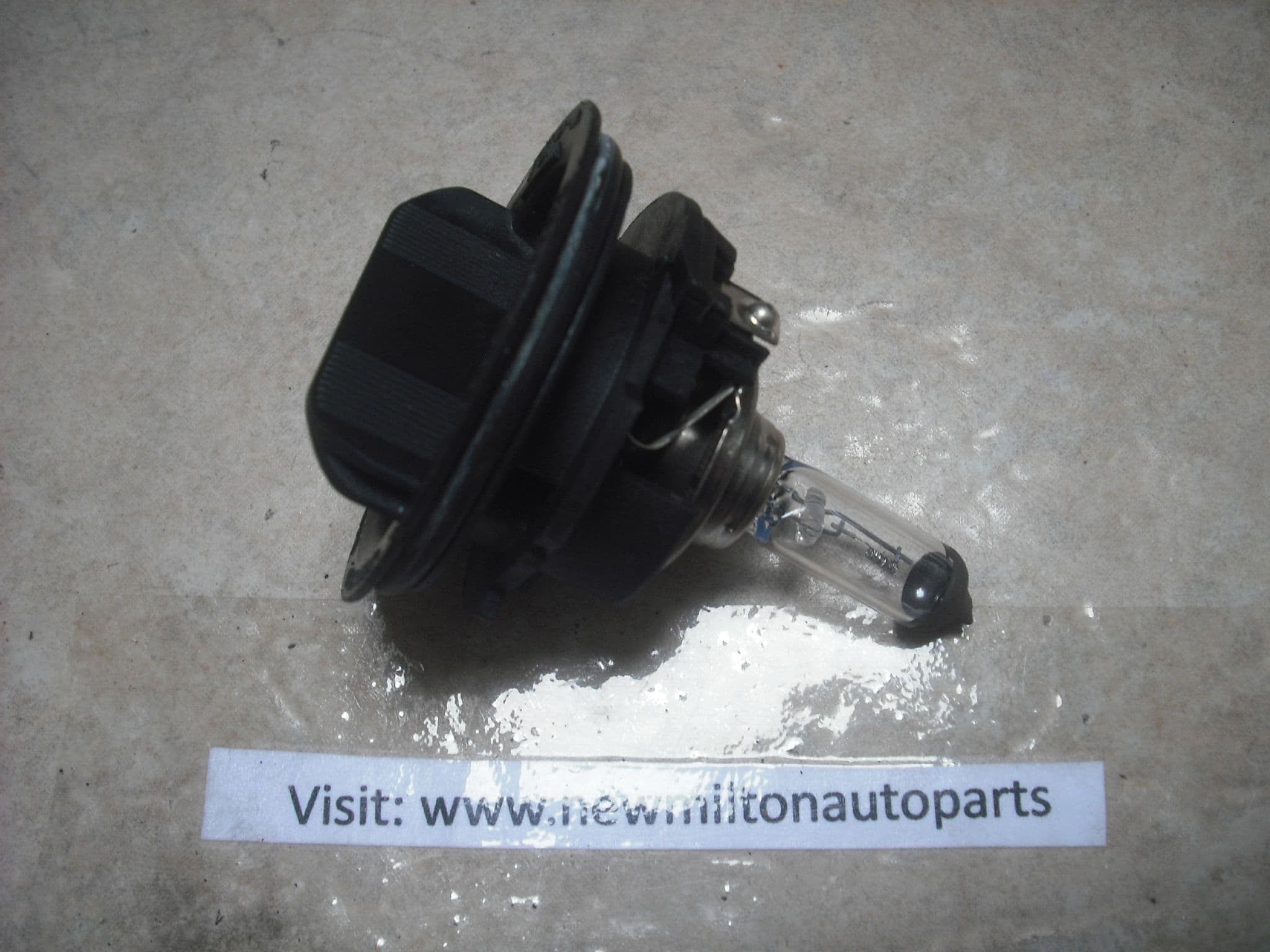 69946350 69929040 A GENUINE VAUXHALL MERIVA / CORSA C HEADLIGHT  