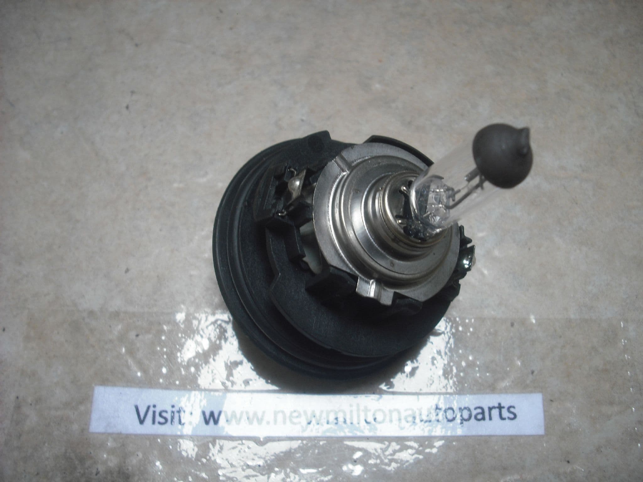 69946350 69929040 A GENUINE VAUXHALL MERIVA / CORSA C HEADLIGHT  