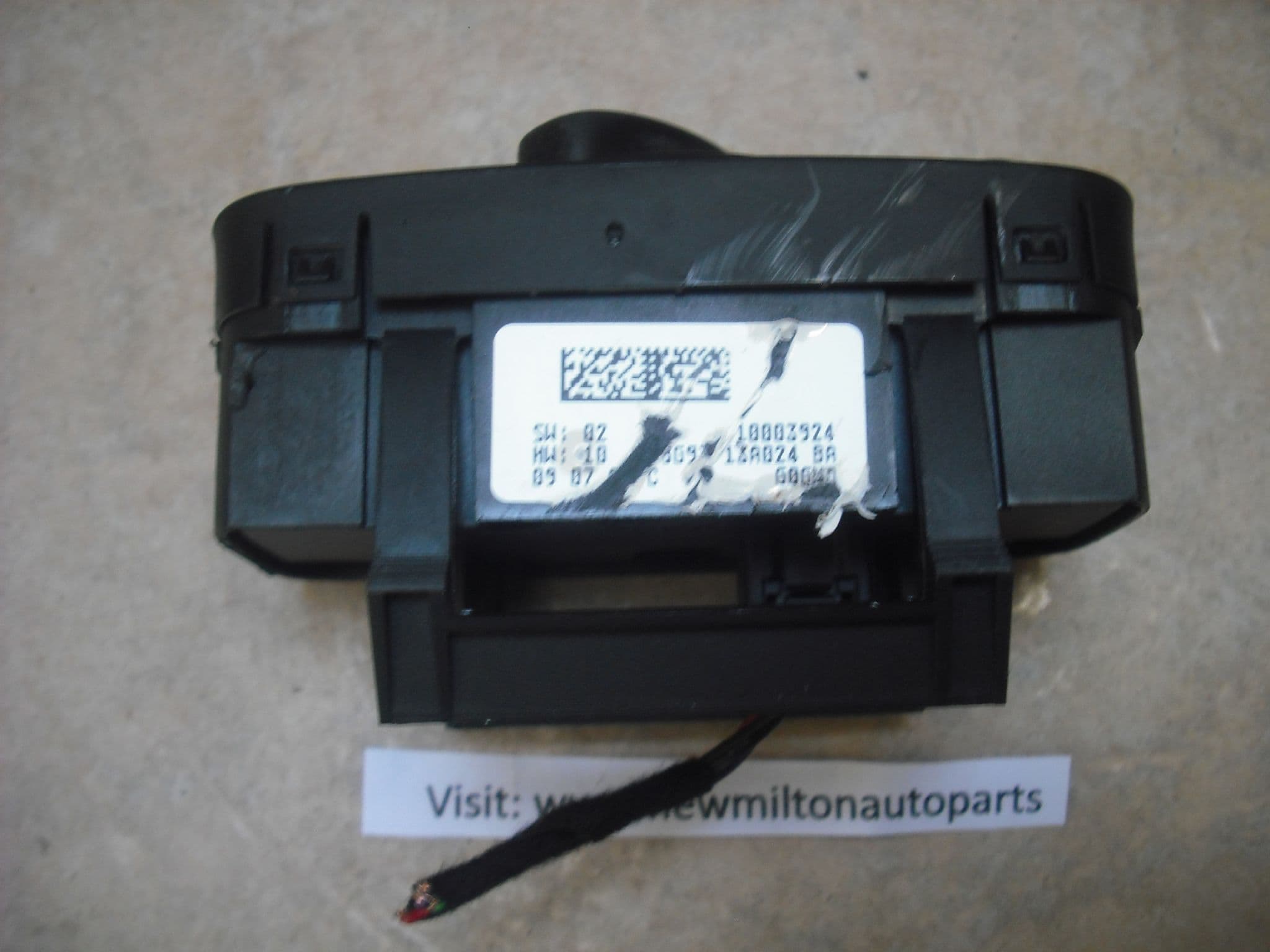 6G9T 13A024 BA FORD MONDEO MK4 HEADLIGHT HEADLAMP ADJUSTMENT AND REAR