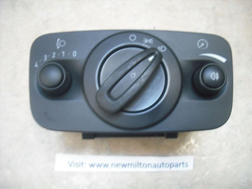 6G9T 13A024 BA FORD MONDEO MK4 HEADLIGHT HEADLAMP ADJUSTMENT AND REAR