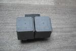 6G9T-14B192-EA     2 GENUINE FORD TRANSIT RELAYS