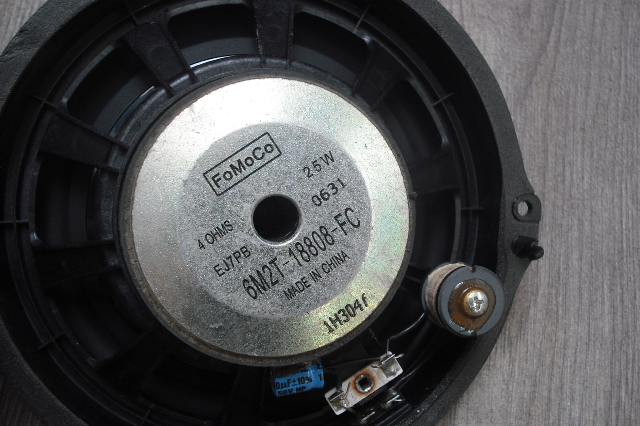 6M2T-18808-FC A GENUINE FORD GALAXY MK3 S MAX FRONT DOOR SPEAKER