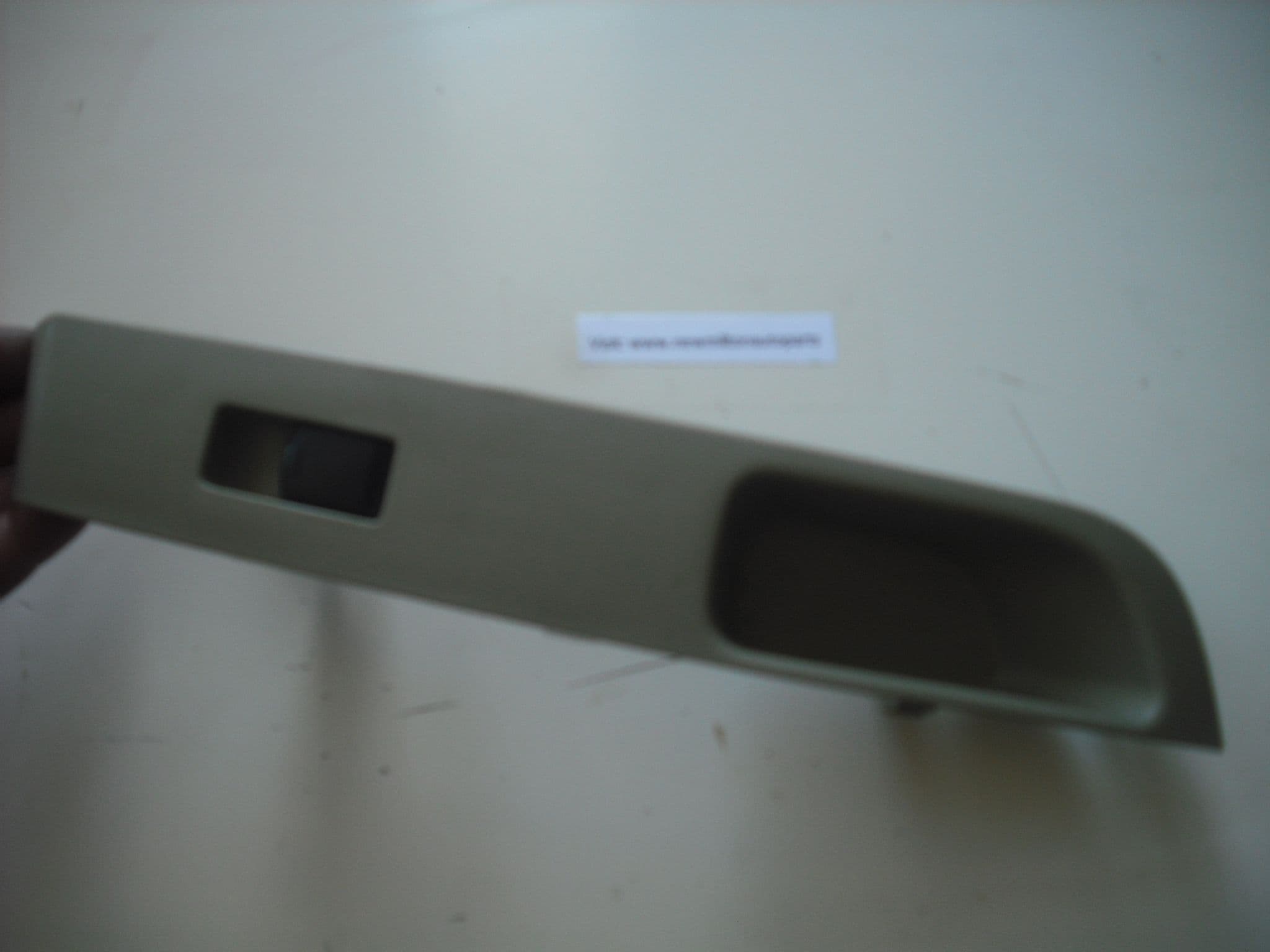 80961 AX600 NISSAN MICRA K12 FRONT PASSENGER DOOR ELECTRIC WINDOW