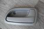 82620-07000  KIA PICANTO  INTERIOR DOOR LEVER HANDLE  O/S RIGHT UK DRIVERS SIDE  FRONT OR REAR  GREY