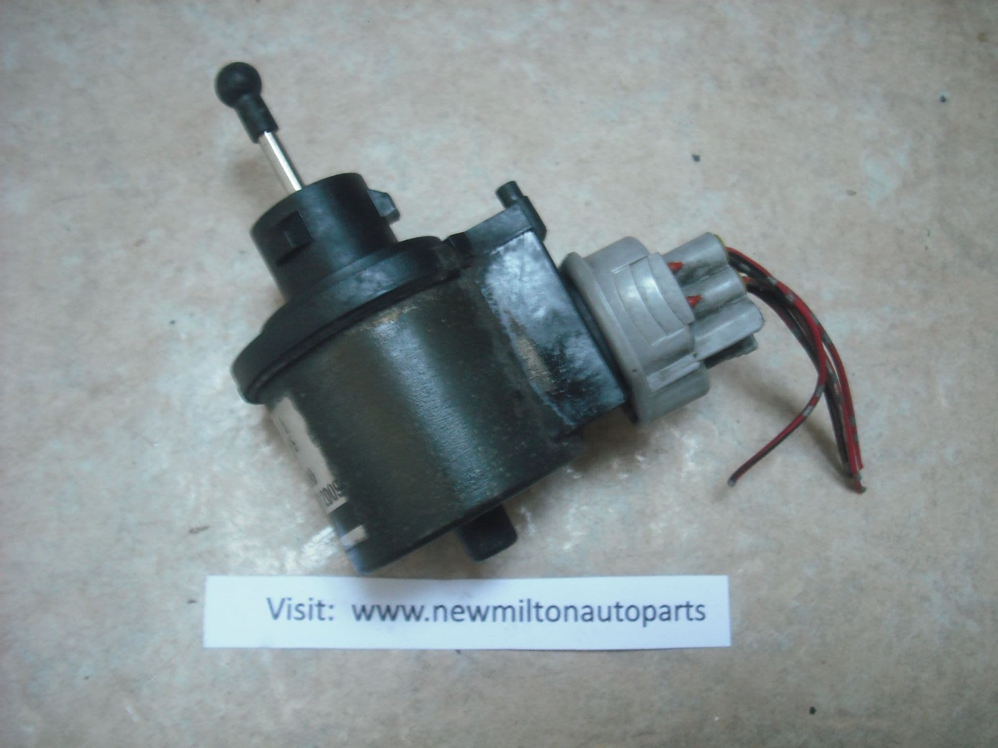 smile 85661-33010 Genuine Lexus Motor, Headlamp Leveling