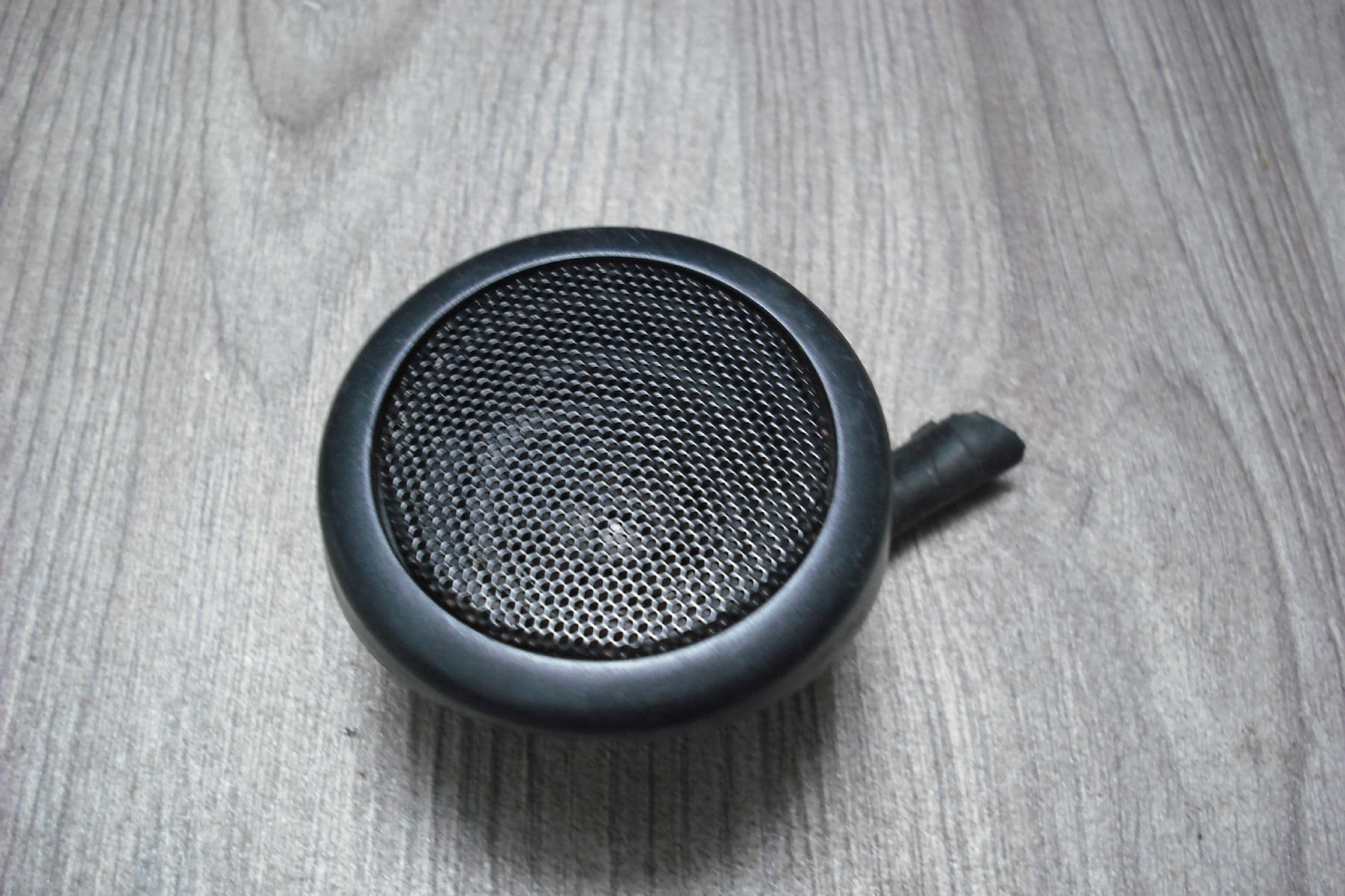 861600WB50 A GENUINE TOYOTA PRIUS FRONT DOOR SMALL SPEAKER TWEETER