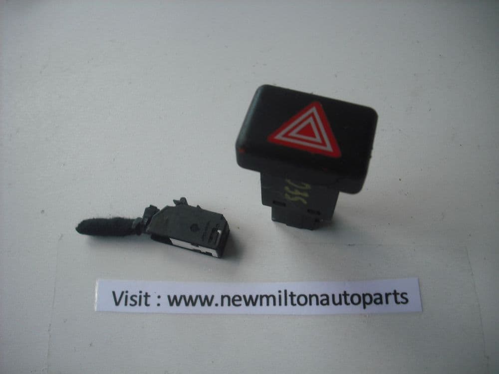 8E0 941 509 AUDI A4 B6 HAZARD WARNING LIGHT SWITCH