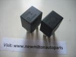 90229205 2 GENUINE SAAB 900 93 9-3 95 9-5 VAUXHALL ASTRA AGILA CORSA VECTRA C 3 X RELAYS GM 90229206