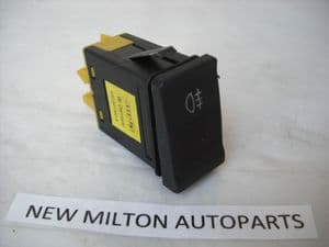 A GENUINE AUDI 80 REAR FOG LIGHT LAMP SWITCH