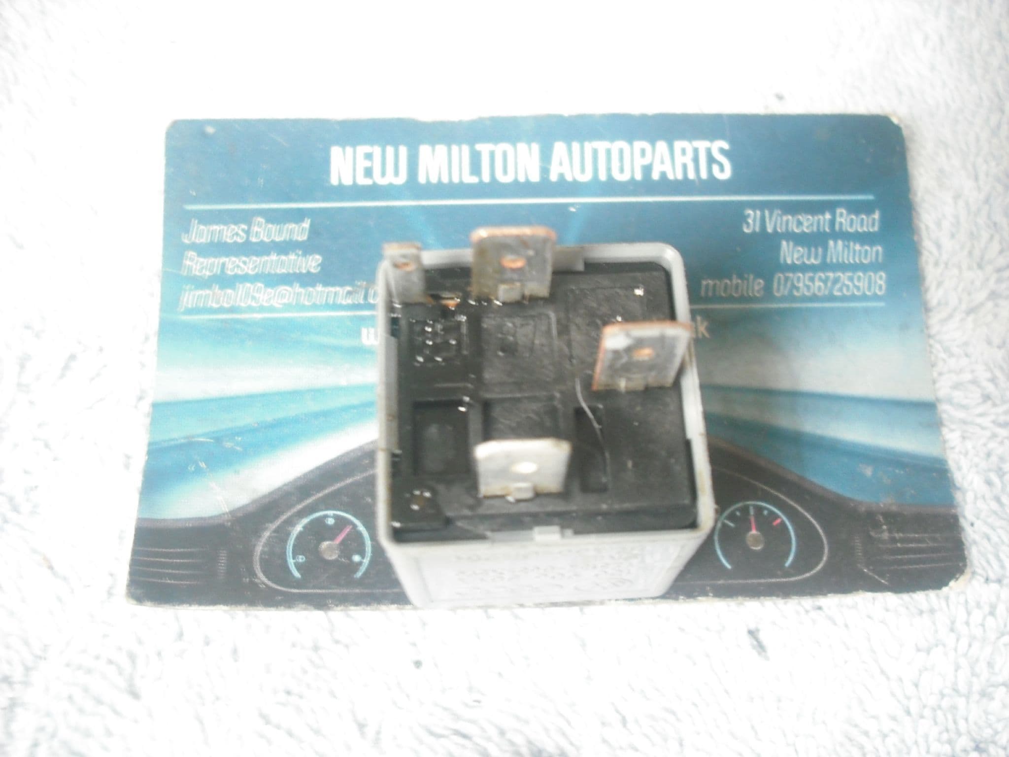 A GENUINE AUDI A3 RELAY 109 1J0 906 381A 1J0906381A