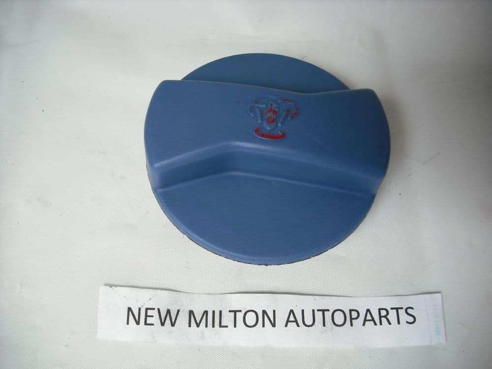A GENUINE AUDI A3 & VW VOLKSWAGEN GOLF MK4 WATER COOLANT EXPANSION TANK ...