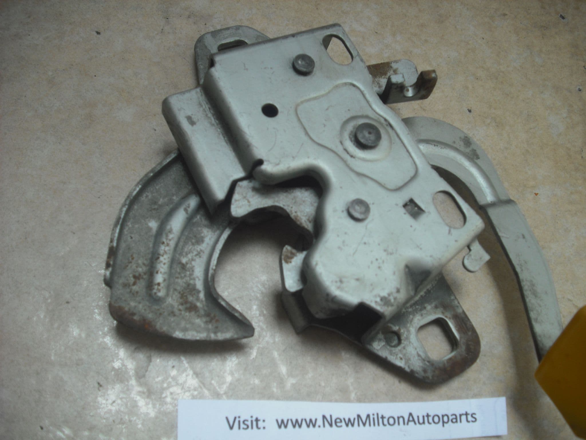 A GENUINE BMW MINI HOOD RELEASE CATCH