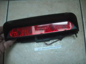 A GENUINE DAEWOO CHEVROLET MATIZ REAR TAILGATE HIGHT LEVEL BRAKE LIGHT 3RD BRAKE LIGHT