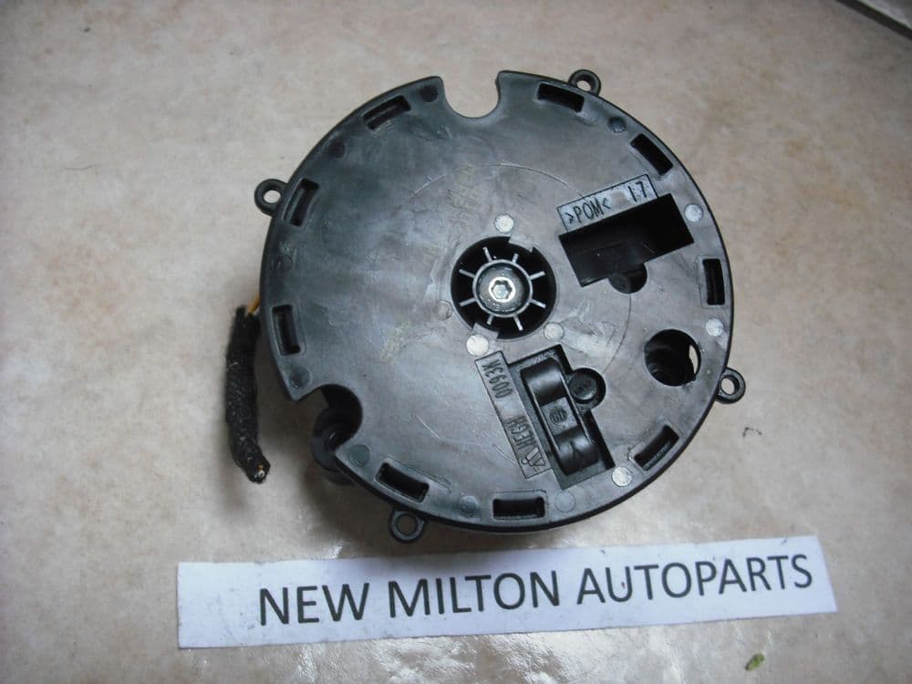 A GENUINE FORD FIESTA MK6 FACELIFT 20062008 ELECTRIC DOOR MIRROR