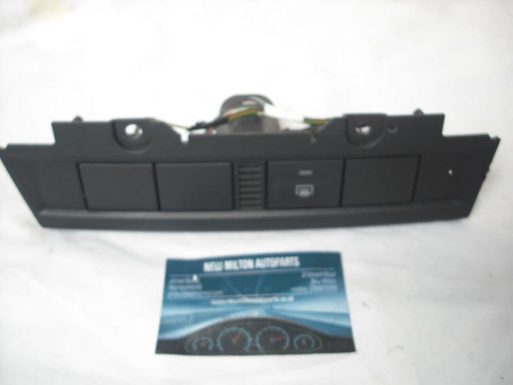 A GENUINE FORD FOCUS MK2 20022007 HEATED REAR WINDOW DEMISTER SWITCH