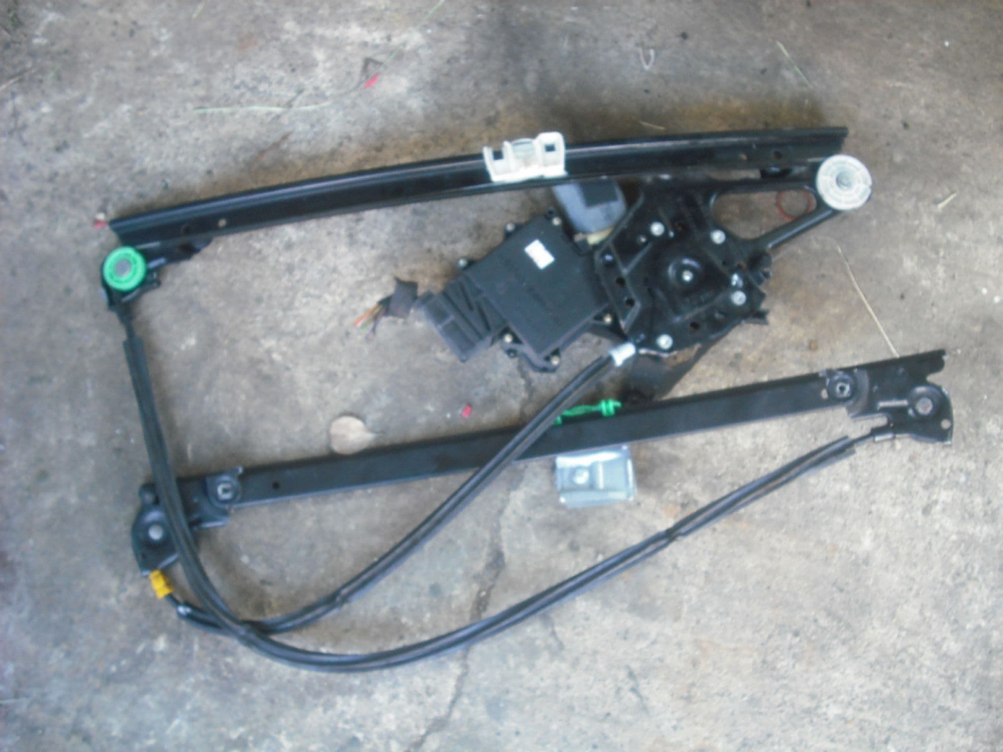 Vordere Windabweiser (Set) Für VW Sharan & Seat Alhambra (ab 2010) – Getönt, Gesteckt, Mit ABE, Made In Germany