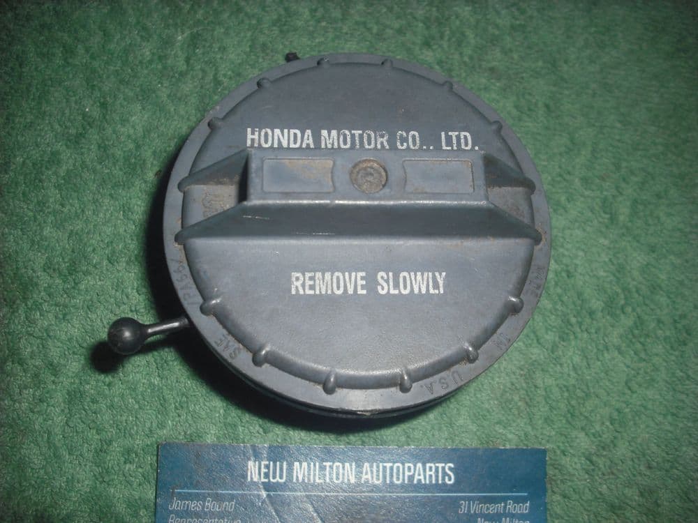 A GENUINE HONDA HRV CRV FUEL PETROL CAP
