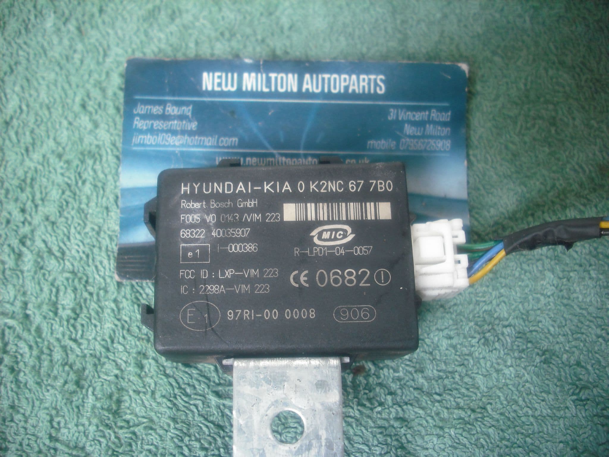 A GENUINE KIA SORENTO IMMOBILISER RELAY MODULE 0 K2NC 67 780 0K2NC677B0