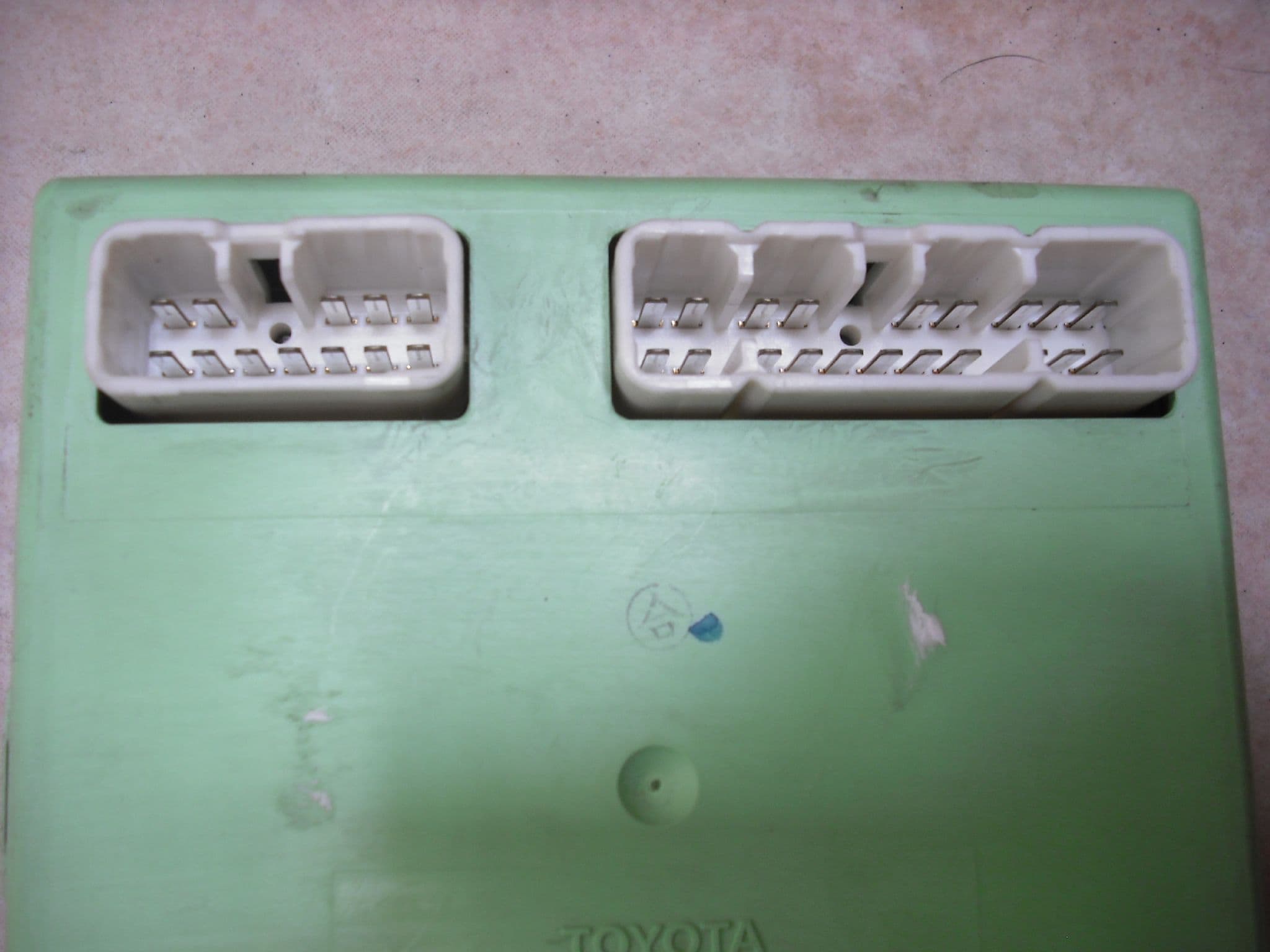 A GENUINE LEXUS GS300 MK1 TILT & TELESCOPIC STEERING CONTROL RELAY