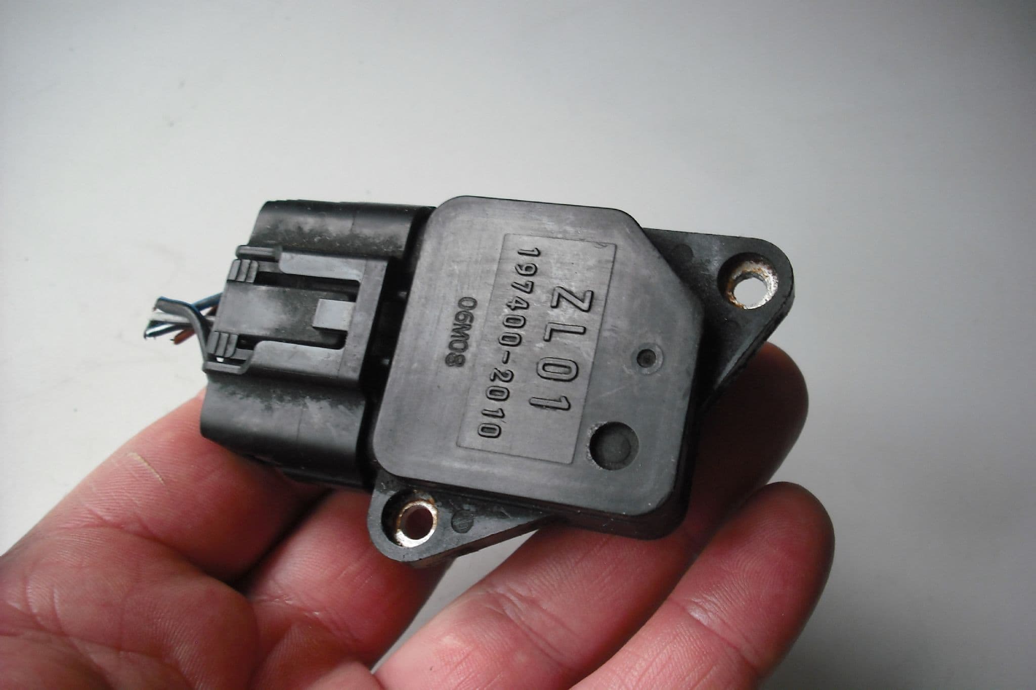 A GENUINE MAZDA 3 6 1 8 2 0 2 2 2 3 MX8 INTAKE AIRFLOW METER