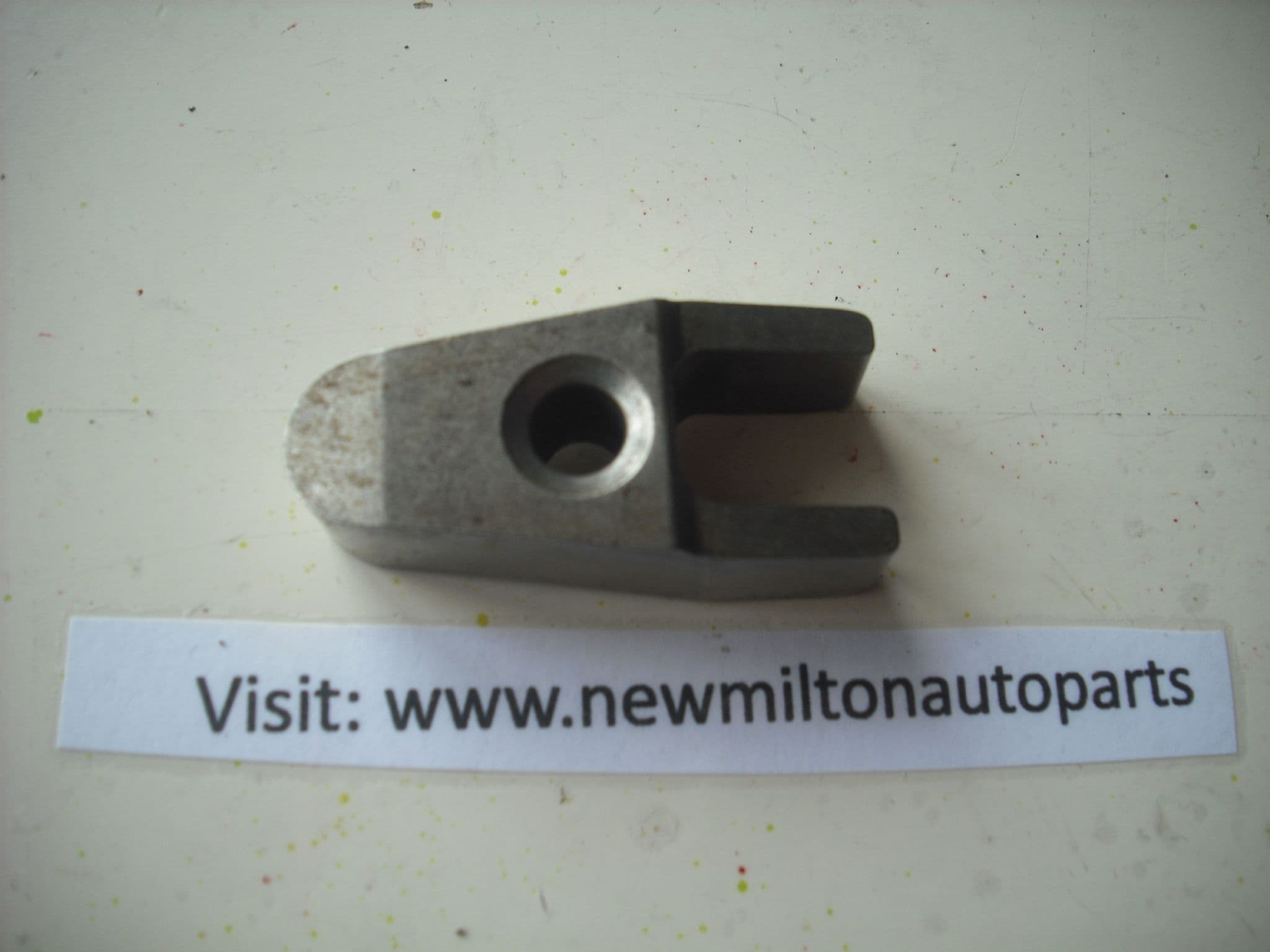 Fuel Injector Retainer 2002-2006 2.7L 5 CYL Sprinter