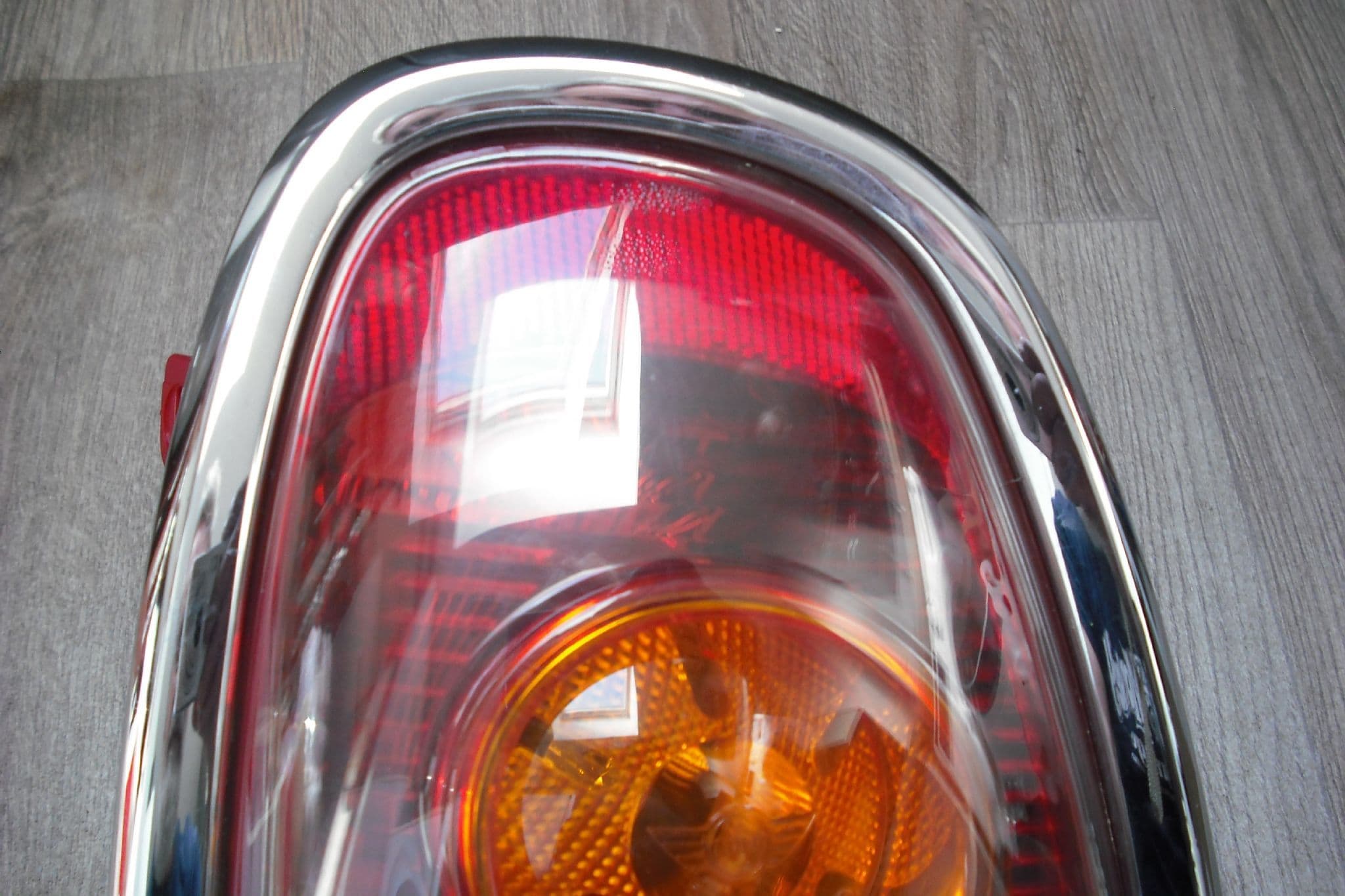 A GENUINE MINI R55 R56 REAR LIGHT LEFT SIDE