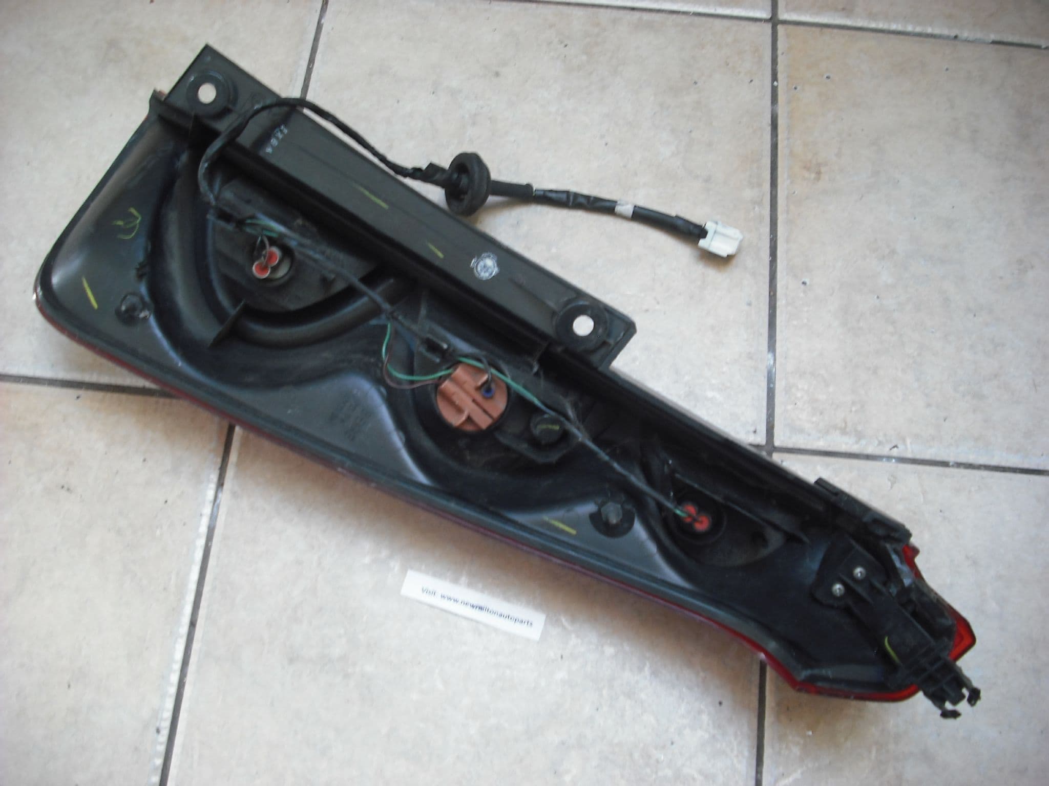 A GENUINE NISSAN NOTE 2006-2013 REAR BACK LIGHT LAMP N/S LEFT UK ...