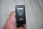 A GENUINE NISSAN X-TRAIL HEATED FRONT SEAT SWITCH  BROWN PLUG