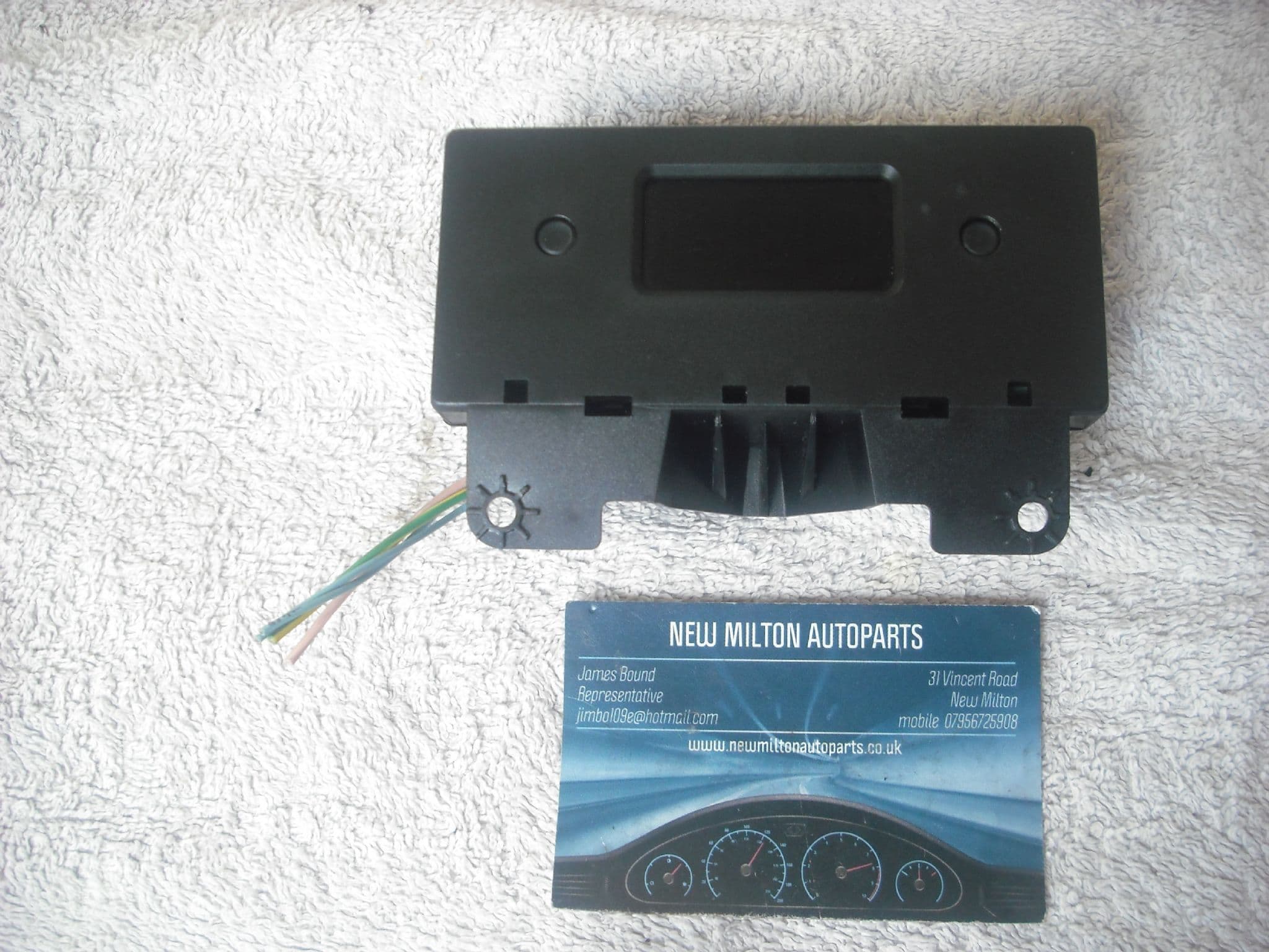 A GENUINE PEUGEOT 206 DASH LED CLOCK 96250976ZR WITH PLUG