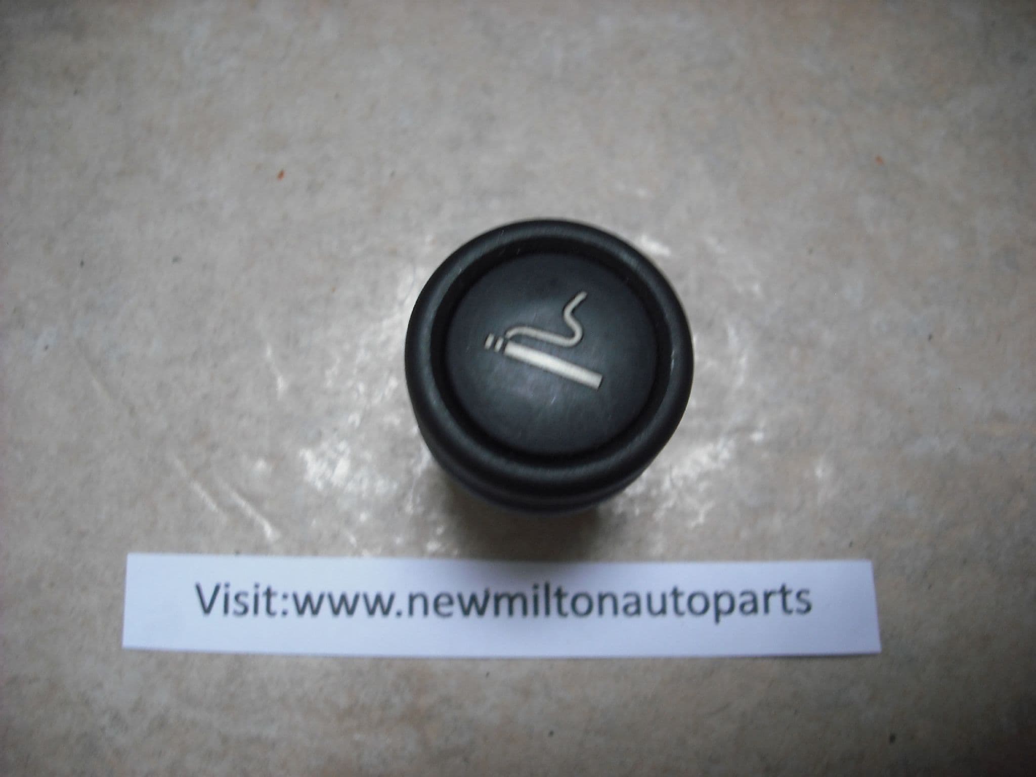 peugeot 306 cigarette lighter A GENUINE PEUGEOT 306 FACELIFT CIGARETTE LIGHTER INSERT