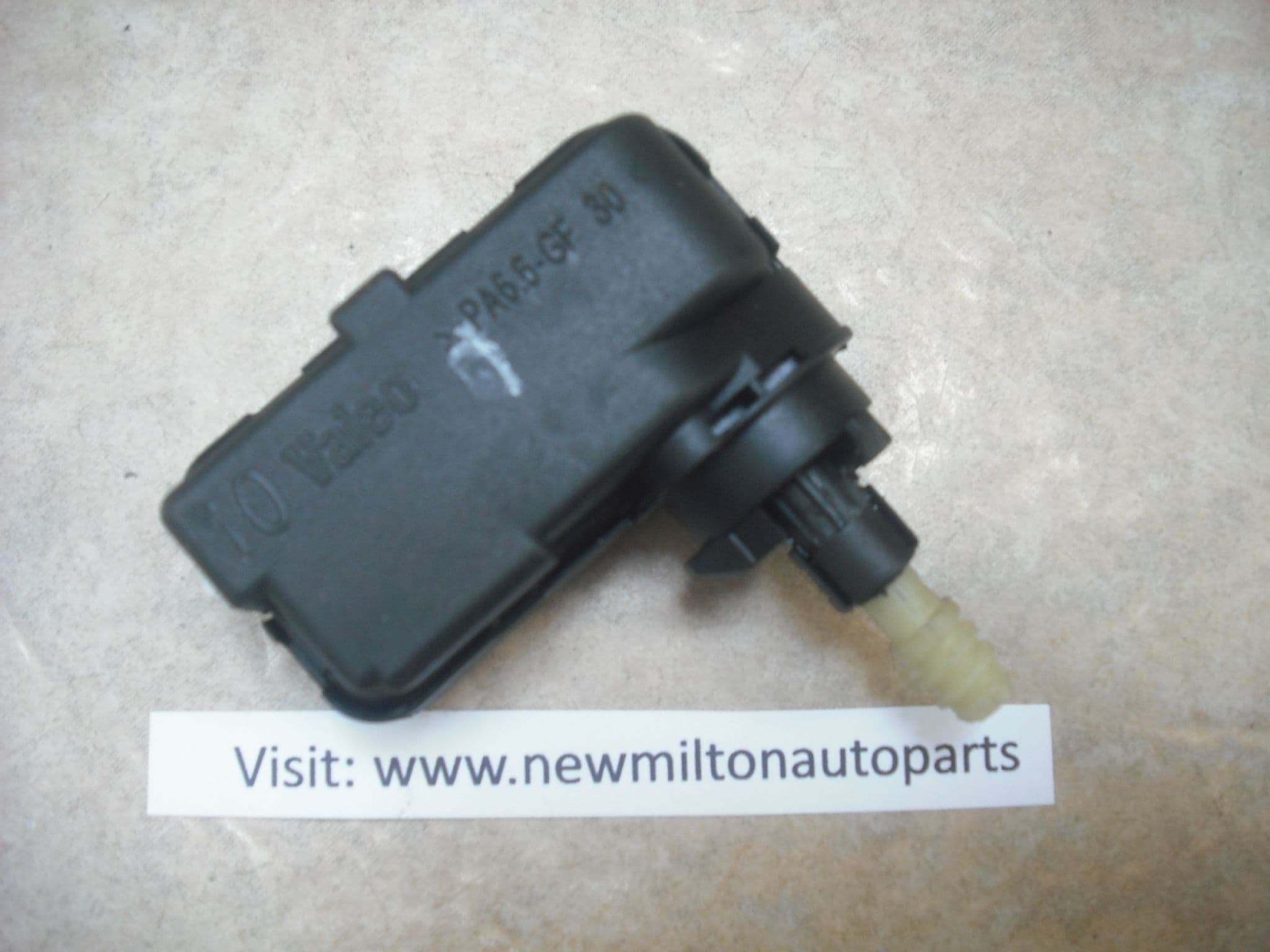 A GENUINE PEUGEOT 307 20012004 HEADLIGHT HEADLAMP HEIGHT LEVEL