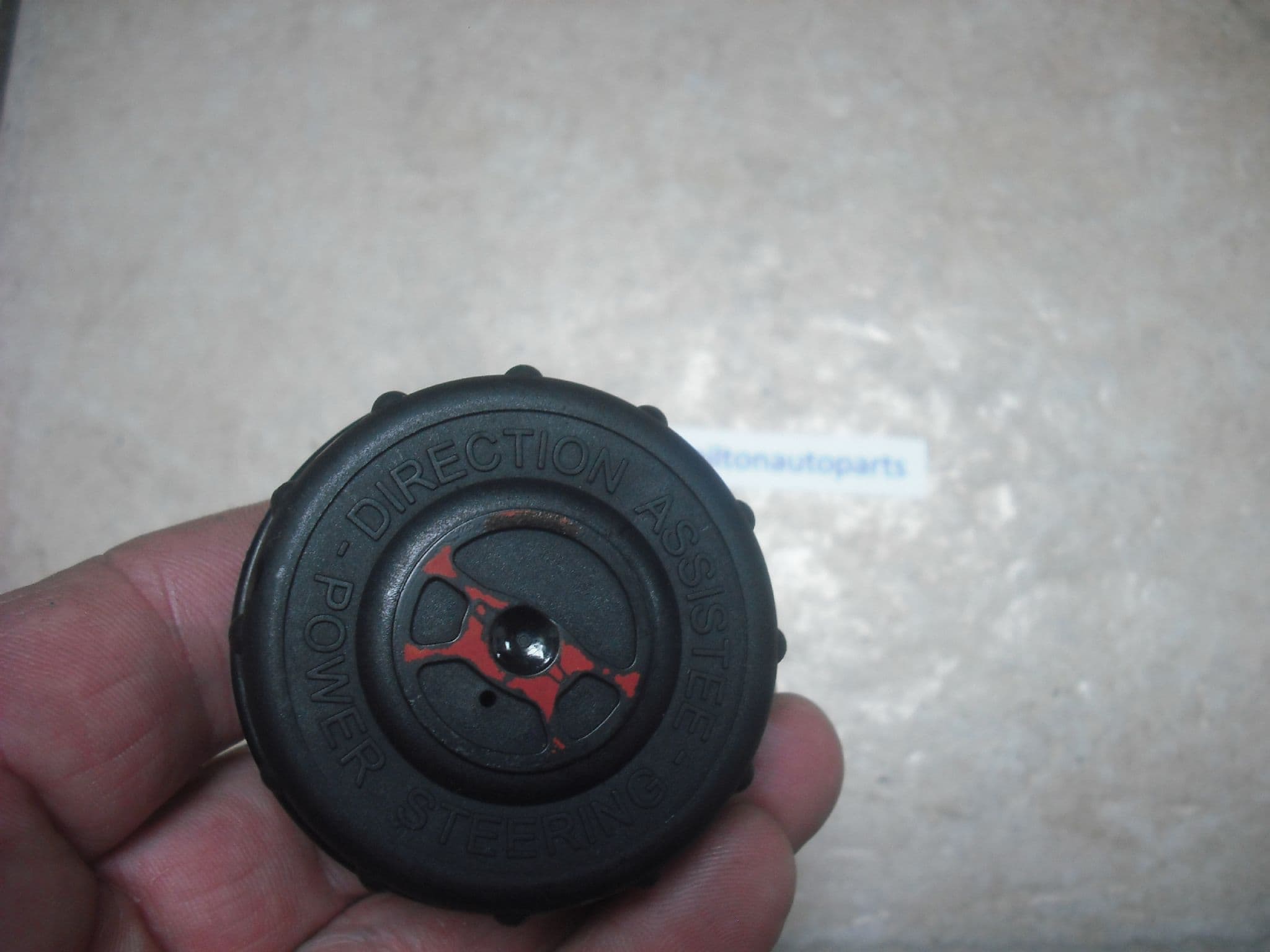 A GENUINE PEUGEOT 307 POWER STEERING OIL FLUID FILLER CAP