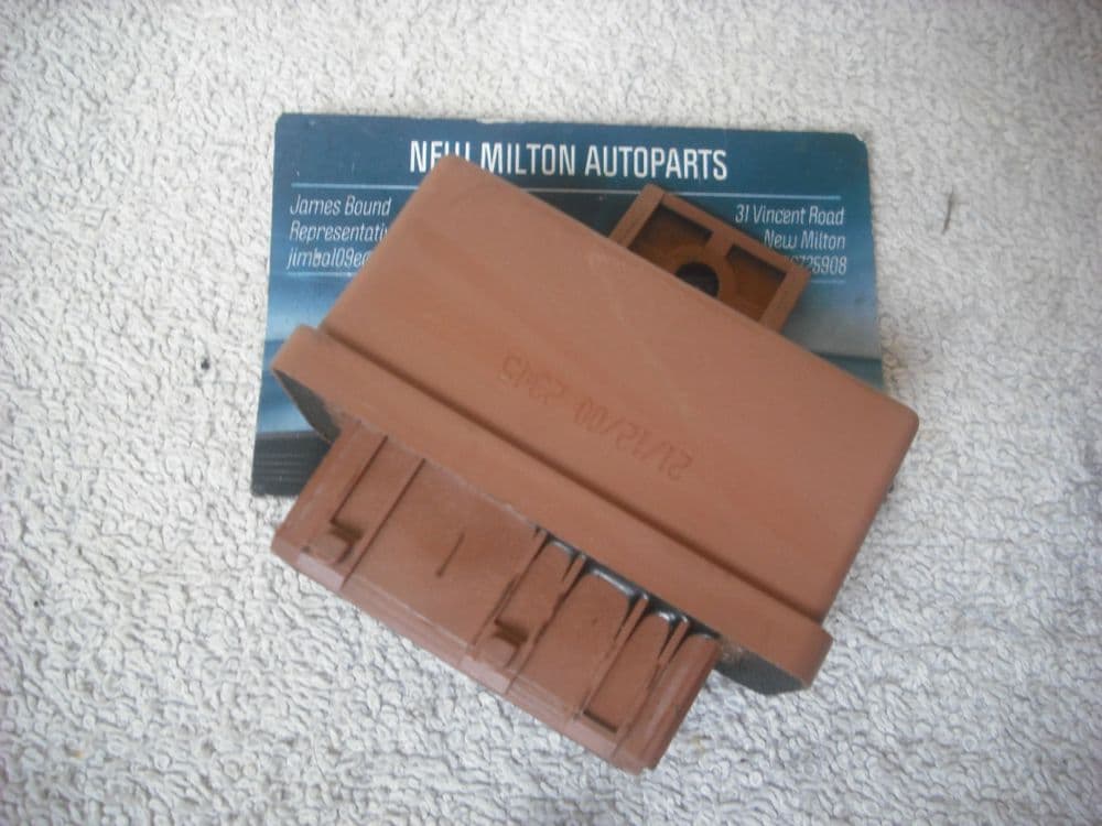 A GENUINE PEUGEOT 406 FUEL PUMP RELAY BITRON 204109