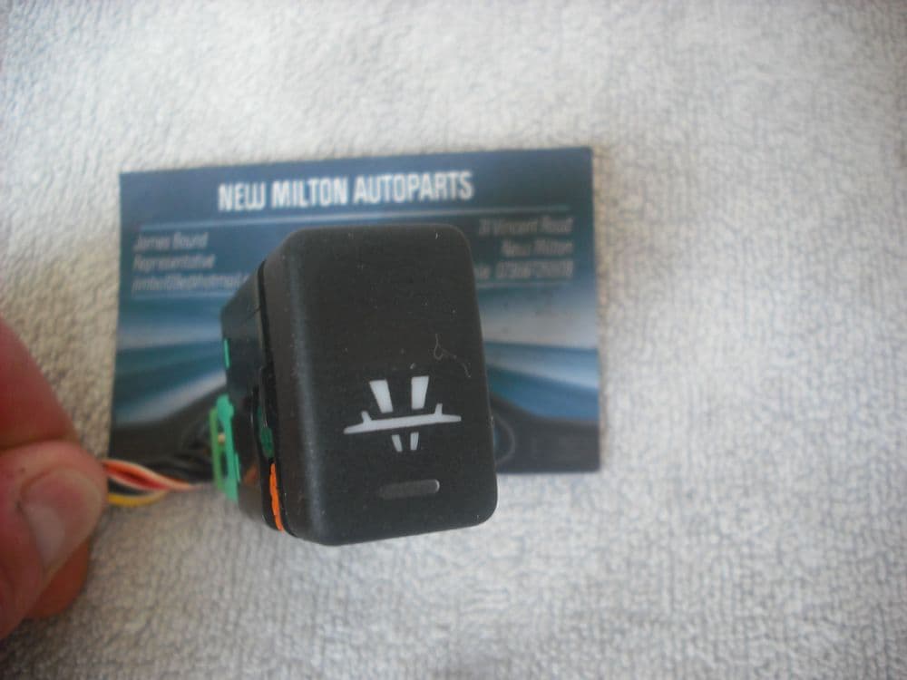 A GENUINE RANGE ROVER P38 CRUISE CONTROL ON/OFF SWITCH
