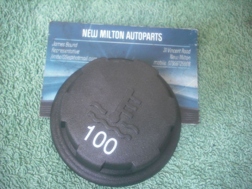 A GENUINE SAAB 9000 CSE CDE ENGINE WATER COOLANT EXPANSION TANK ...