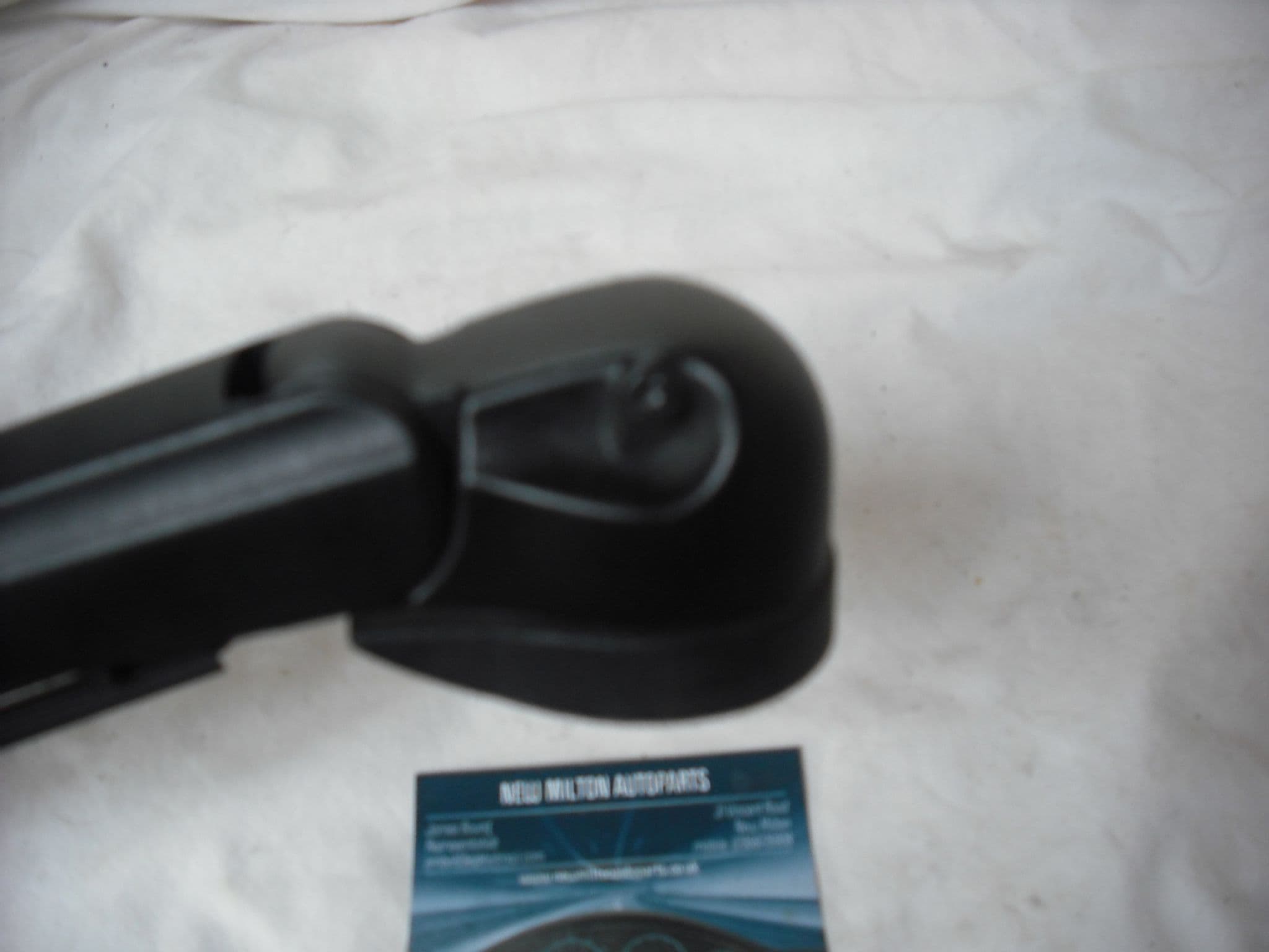A GENUINE SAAB 95 9-5 ESTATE 1998-2005 REAR BACK WINDOW TAILGATE WIPER ...
