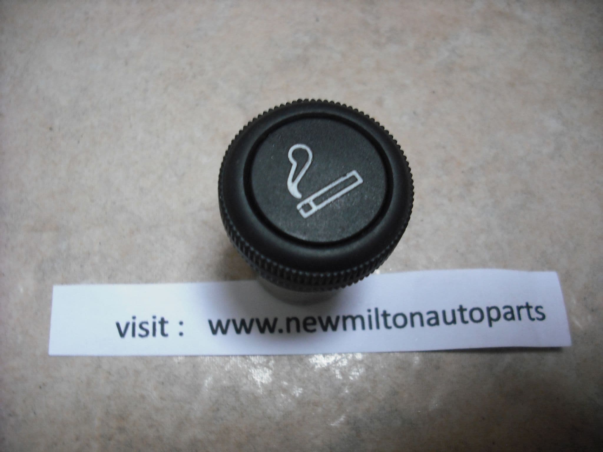 suzuki swift cigarette lighter A GENUINE SUZUKI SWIFT 2004-2010 CIGARETTE LIGHTER INSERT
