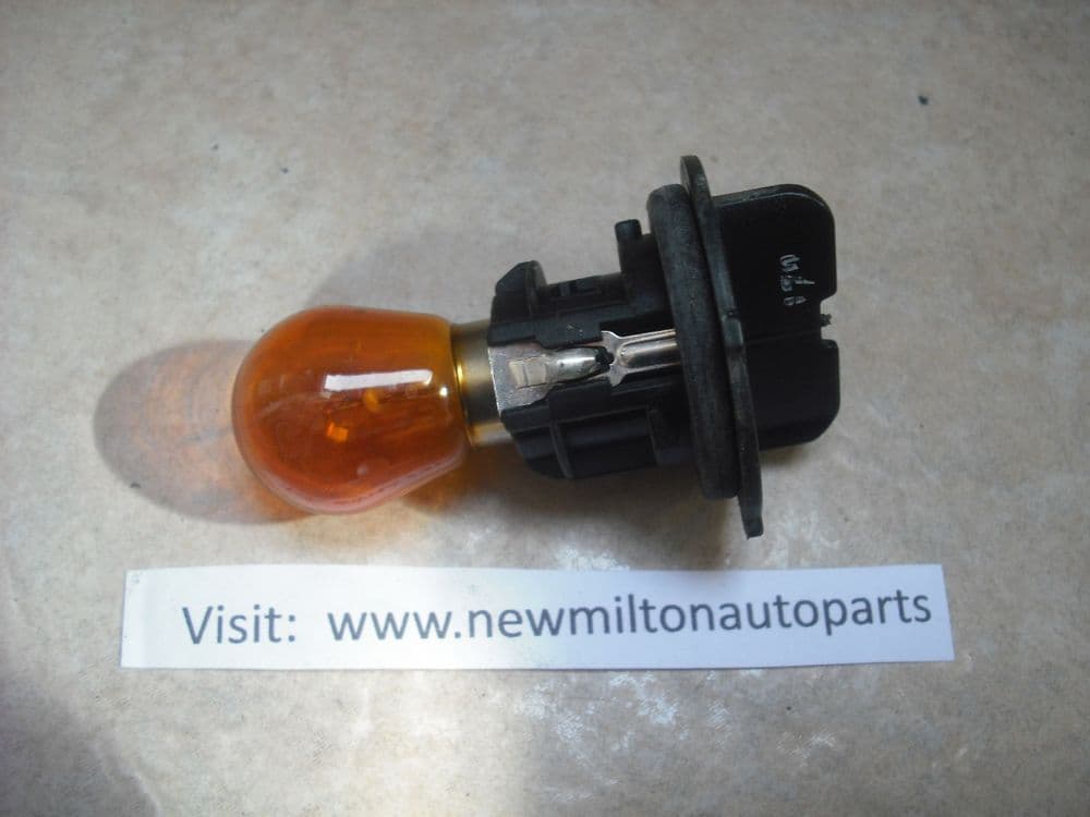 A GENUINE VALEO PY21W VAUXHALL CORSA D HEADLIGHT HEADLAMP INDICATOR