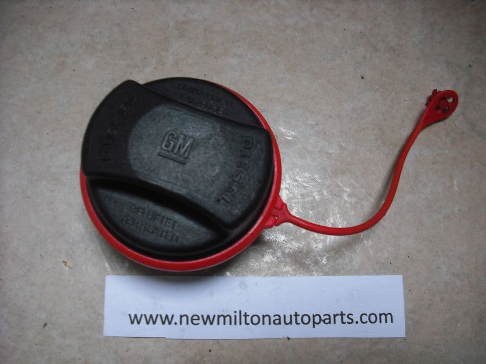 A GENUINE VAUXHALL ASTRA H MK5 DIESEL FUEL FILLER CAP