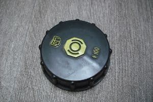 A GENUINE VAUXHALL CORSA D & E MASTER CYLINDER BRAKE FLUID FILLER CAP