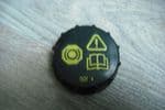 A GENUINE VOLVO C70 BRAKE FLUID MASTER CYLINDER FLUID FILLER CAP