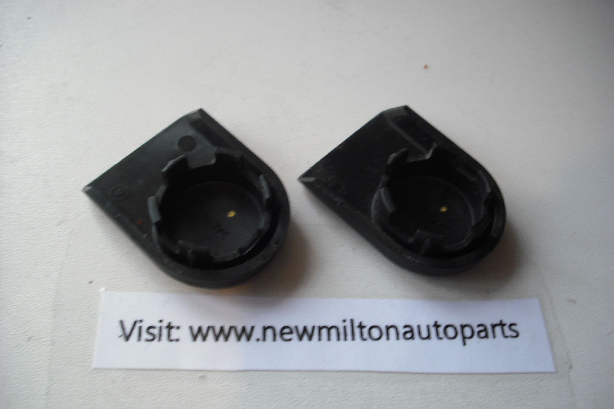 OEM 2005-2013 Nissan Frontier Front Windshield Wiper Arm Cap NEW 8782-EA500 - Foto 5