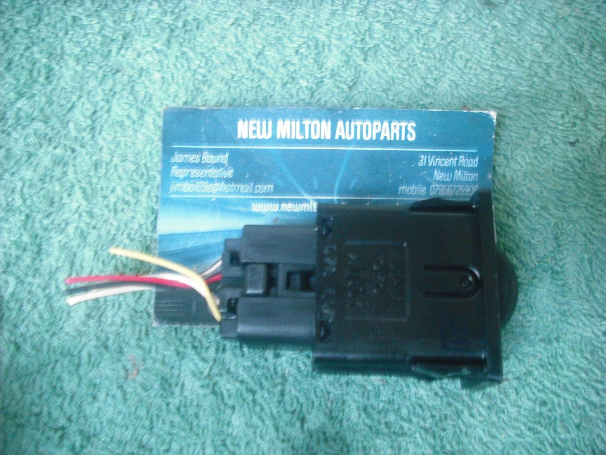 A TOYOTA COROLLA VERSO HEADLAMP HEADLIGHT ADJUSTMENT LEVELING SWITCH