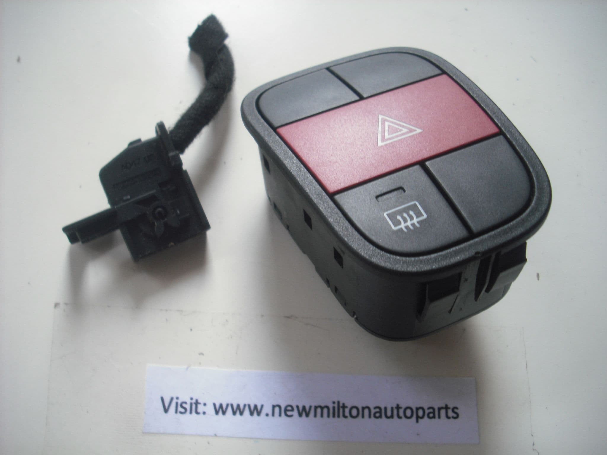 BITRON T098 PEUGEOT BIPPA CITROEN NEMO FIAT FIORINO HAZARD WARNING ...