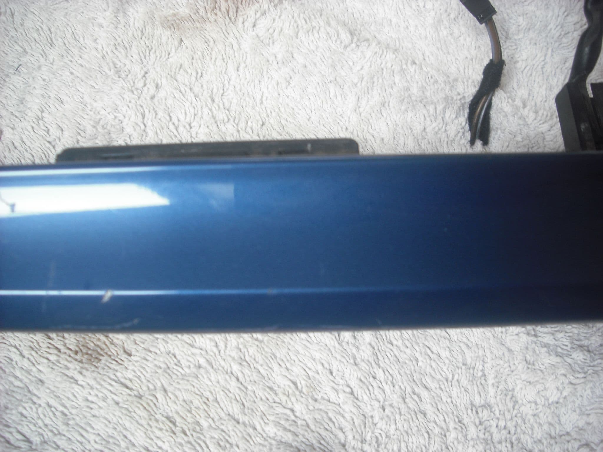 BMW E46 ESTATE REAR TAILGATE BOOT TRIM PANEL WITH THE RELEASE SWITCH
