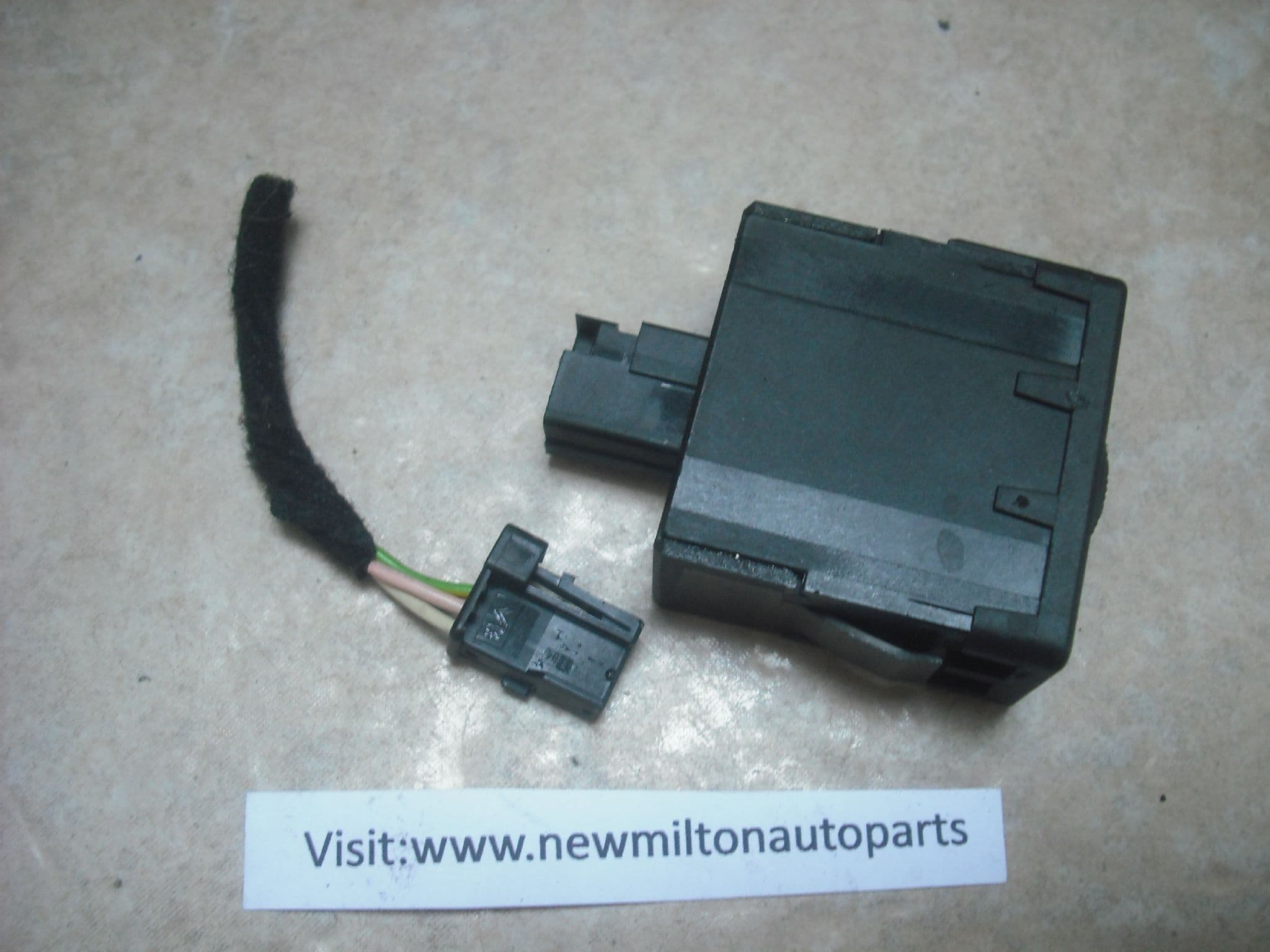 CITROEN C2 C3 C4 HEADLIGHT HEIGHT LEVEL ADJUSTMENT SWITCH 96384422 XT