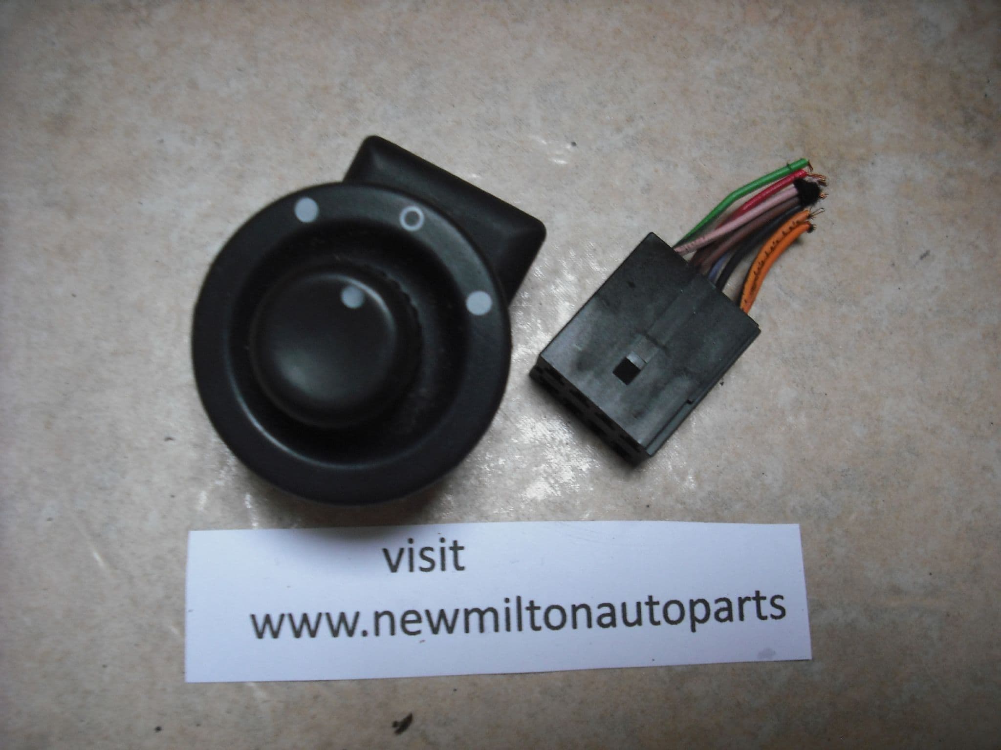 GM Genuine Door Mirror Actuator | 22976566 | GM