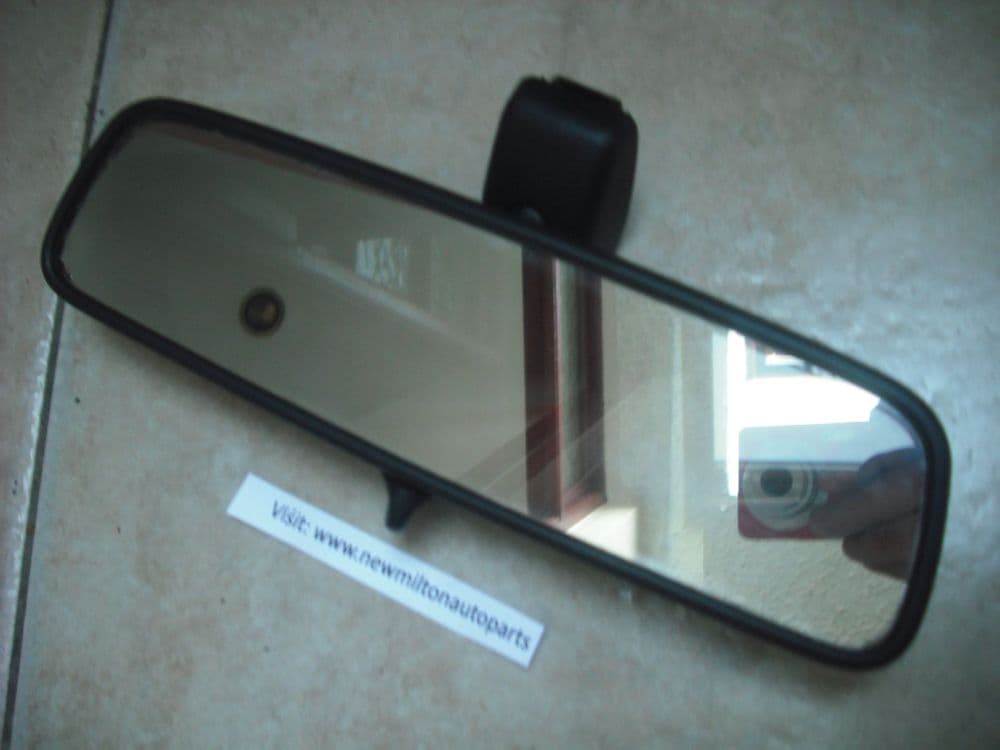 E1 010456 GM A GENUINE VAUXHALL CORSA D INTERIOR REAR VIEW MIRROR