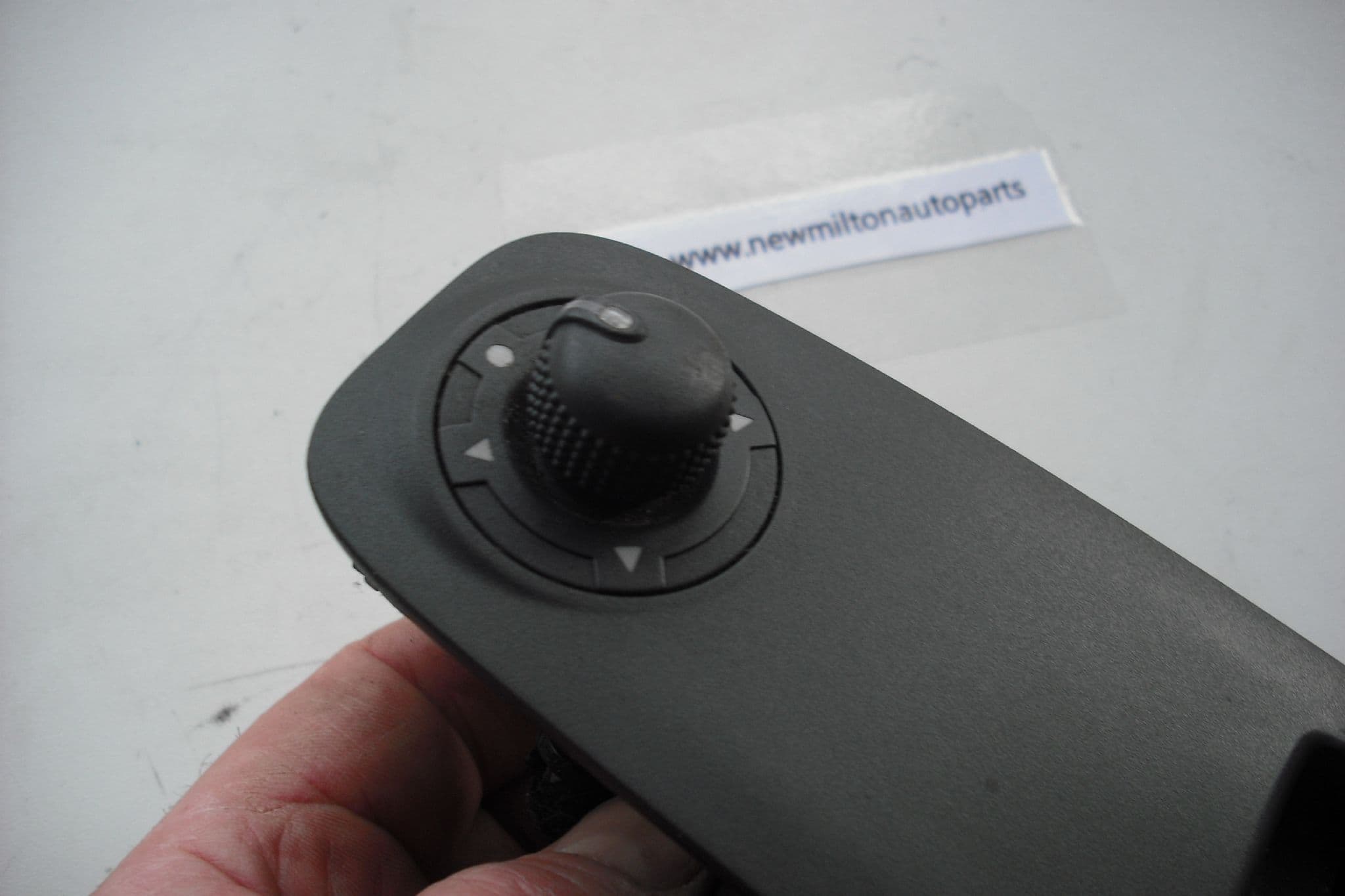 fita-ducato-van-drivers-door-electric-window-and-door-mirror-switch-pack