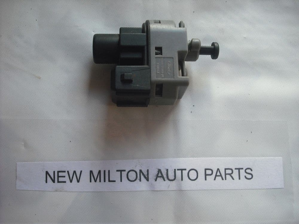FORD COUGAR BRAKE PEDAL / CRUISE CONTROL SWITCH